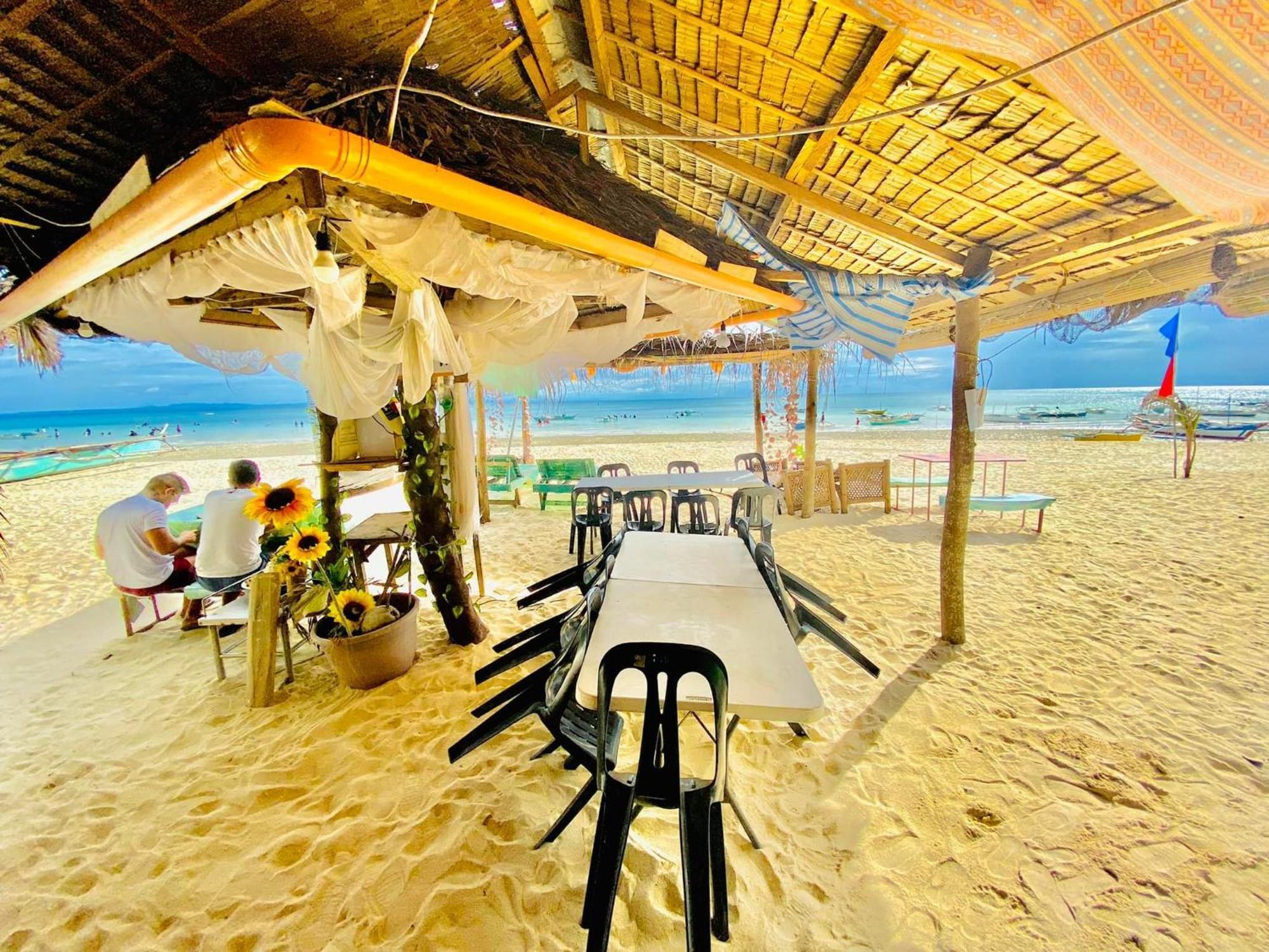 Dohibern Beach Resort Bantayan-sziget Kültér fotó